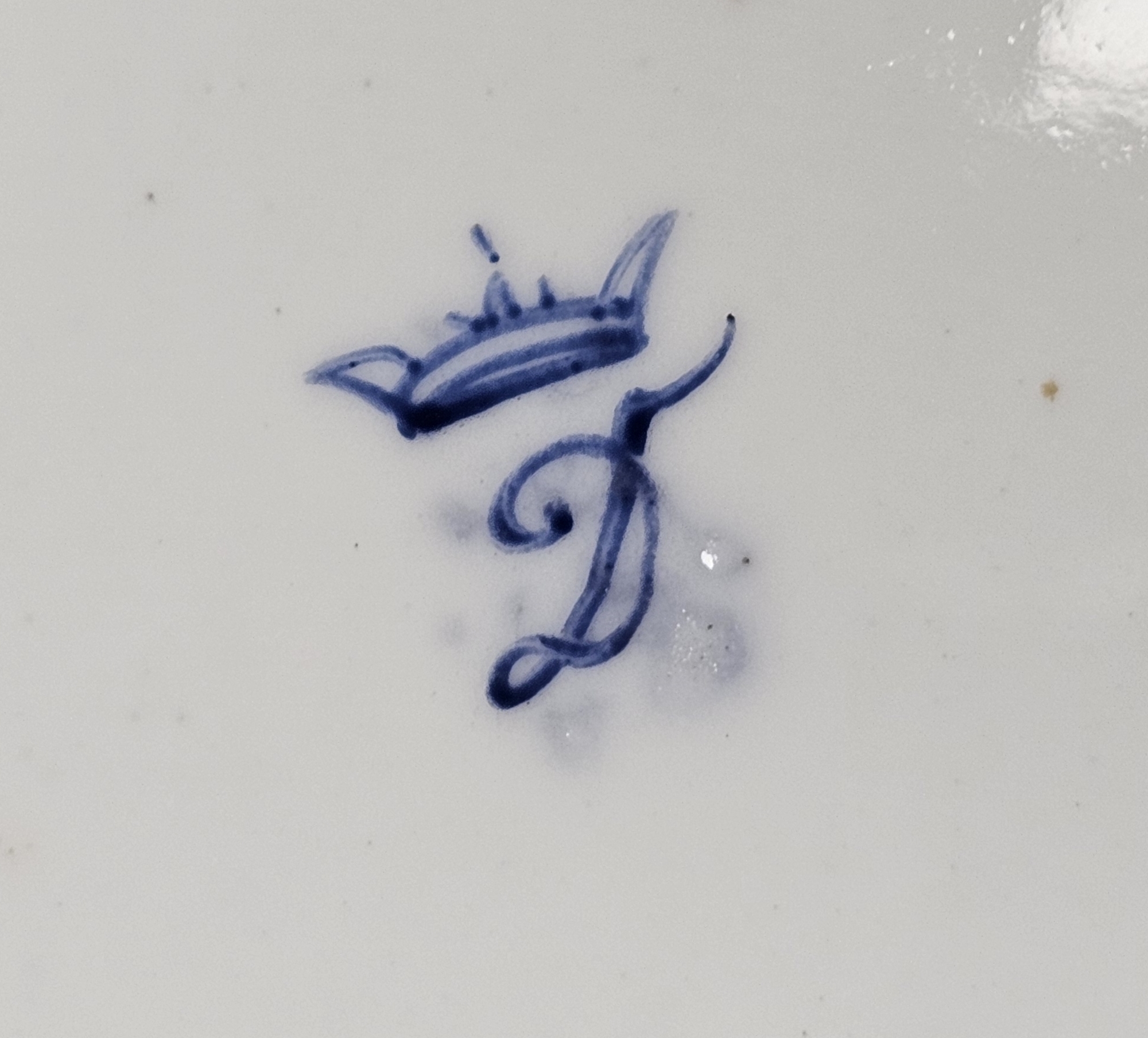 Collection of 19th century English porcelain dessert-plates, Dresden porcelain and other items, - Image 3 of 4