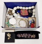 Mixed lot of costume jewellery including Jan Michaels airplane brooch plus four brooches in the form