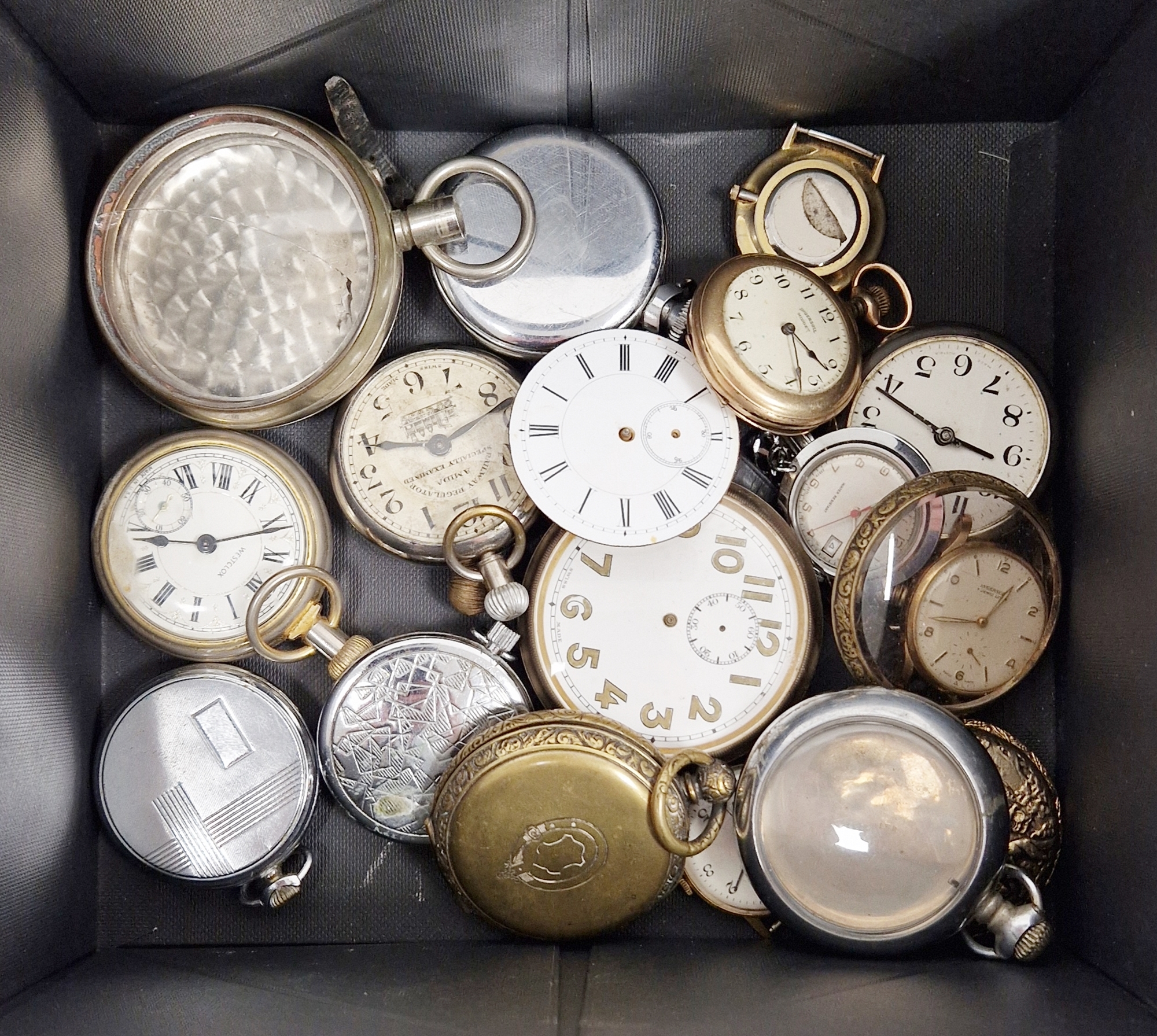 Vintage Ingersoll 7 lever gentleman's wristwatch, the dial having alternating baton and Arabic