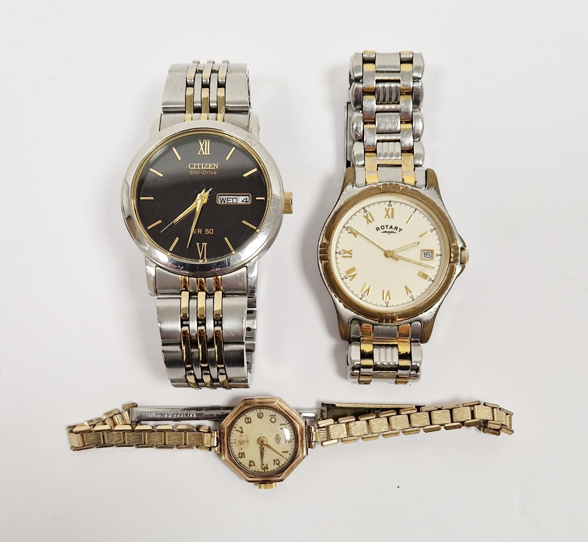 Early to mid 20th century 9ct gold lady's wristwatch by Derrick, the circular dial with gilt