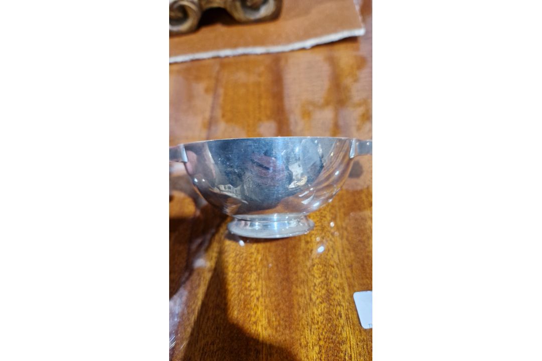 Scottish silver twin-handled quaich, Edinburgh 1907 Hamilton & Inches, of plain form raised on a - Image 2 of 3