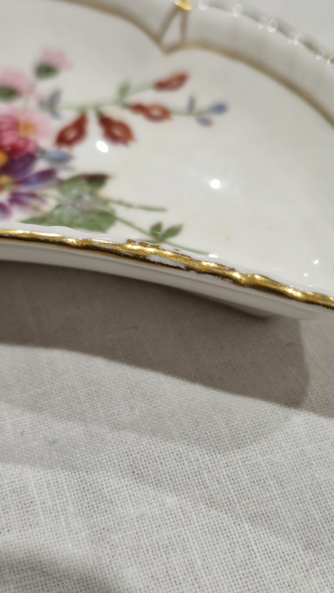 Pair of Royal Crown Derby Royal Antoinette pattern side dishes, a pair of Royal Crown Derby Derby - Image 4 of 6