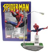 Diamond Select Toys premier collection Spiderman sculpted by Clayburn Moore, boxed limited edition