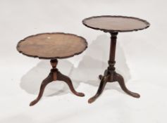 George lll mahogany table, the circular tilt top with moulded piecrust edge raised on a turned