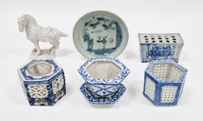 Collection of Asian ceramics including a Ming style dish, 15cm diameter, blue and white glazed
