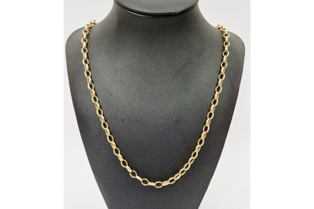 9ct gold oval link chain necklace, 32.2g  Condition Report Good condition. Length 67cm