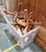 Set of Arts & Crafts style oak light fittings including two four-branch chandeliers/electroliers,