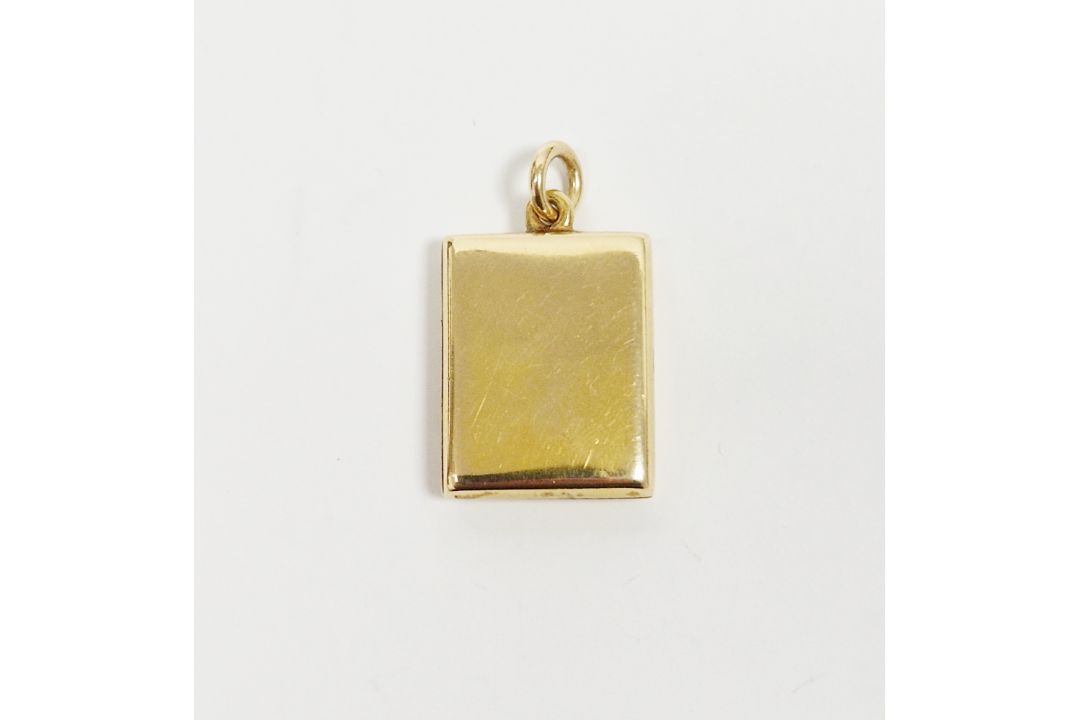 18ct gold rectangular plain locket, 16.7g - Image 1 of 2
