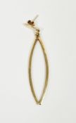 Single 9ct gold elliptical loop drop earring, 5.7g