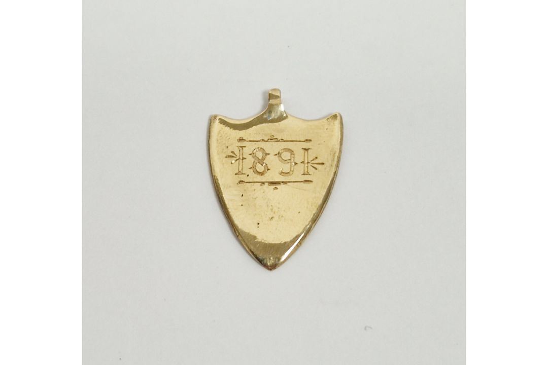 Victorian gold shield-shaped pendant, rubbed hallmarks, presented as an award for the Transvaal - Image 2 of 2
