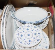 English Myotts 'Finlandia' pattern part dinner service, a small quantity of Portuguese decorative