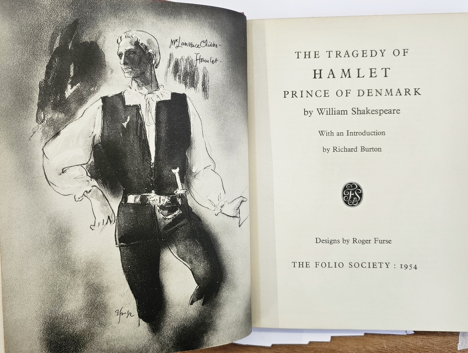 Shakespeare, William, 40 miniature volumes published by Allied Newspapers Ltd, all with engraved - Image 21 of 22