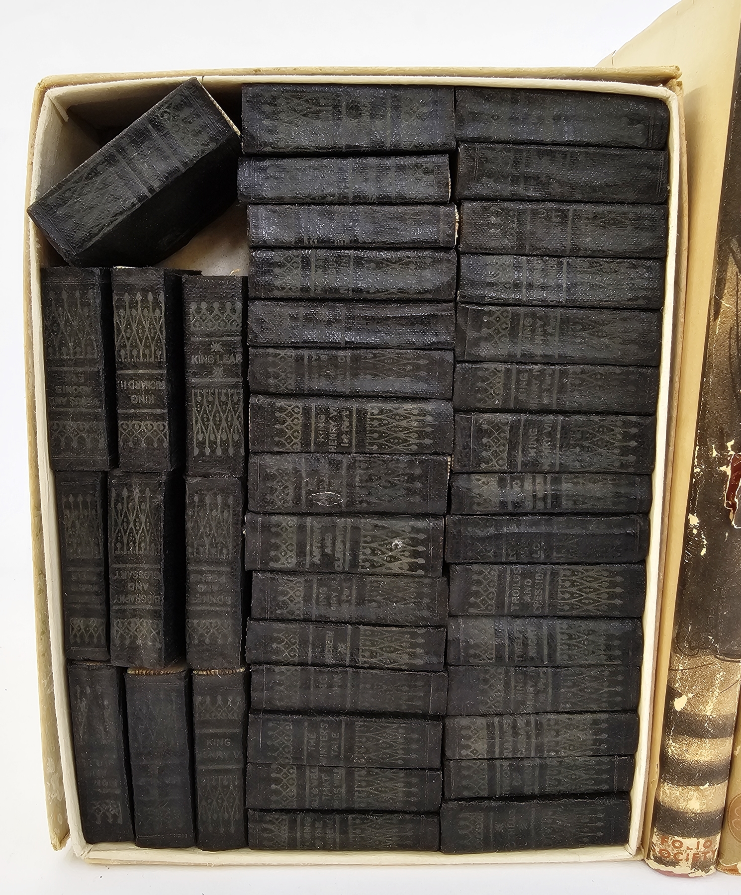 Shakespeare, William, 40 miniature volumes published by Allied Newspapers Ltd, all with engraved - Image 13 of 22