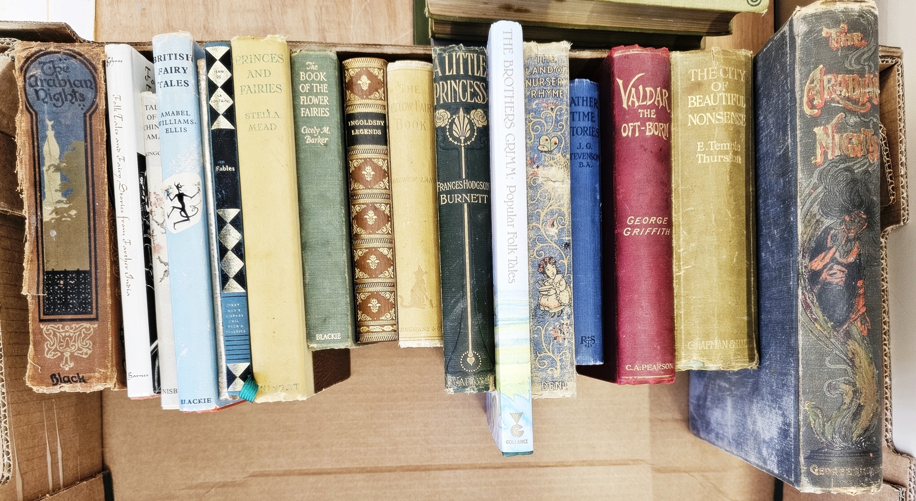 Fairytales - Hodgson Burnett, Frances "A Little Princess being the whole story of Sara Crewe now - Image 2 of 2