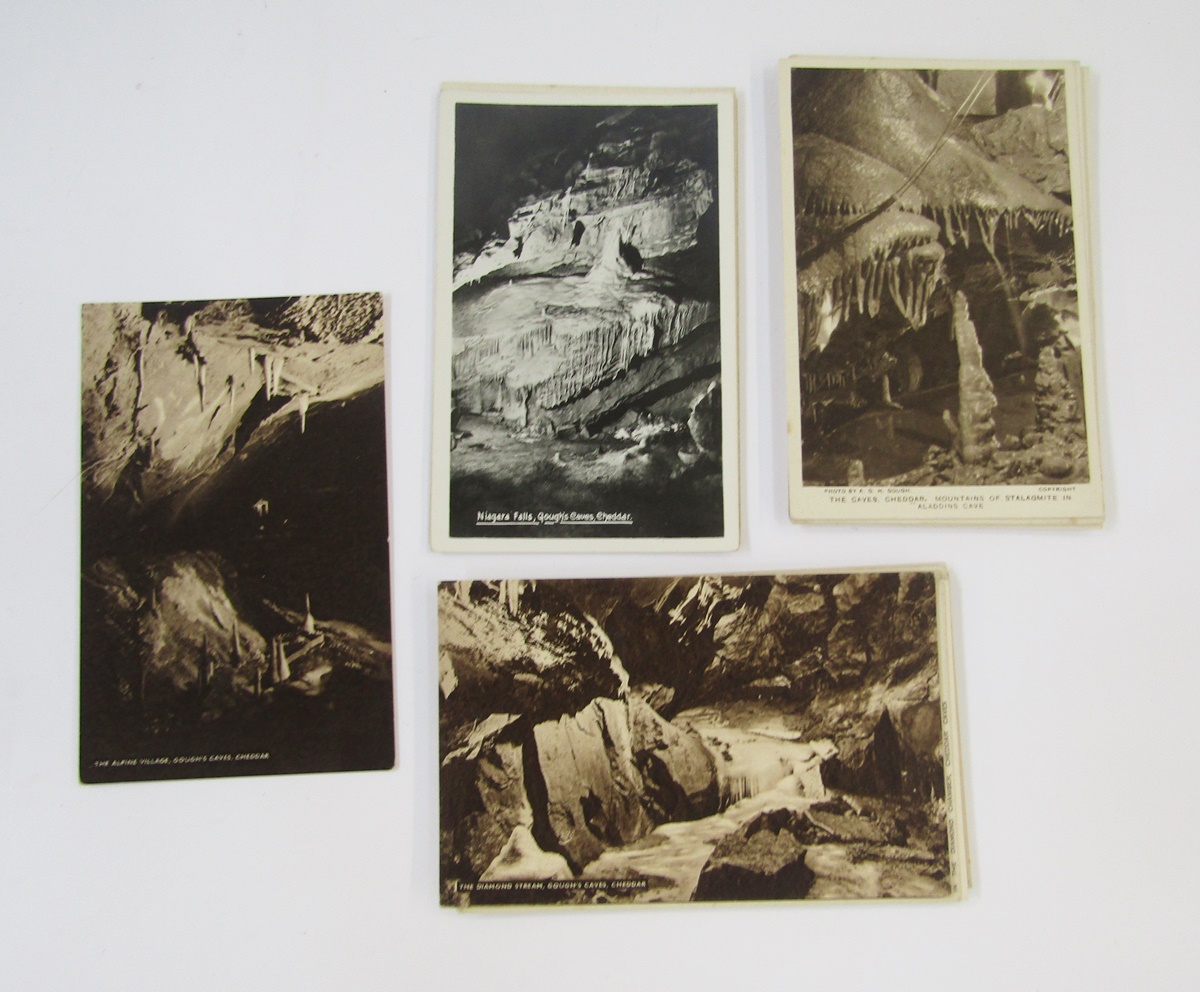 Quantity of vintage postcards including continental and rest of the world, caves and churches, - Image 4 of 8