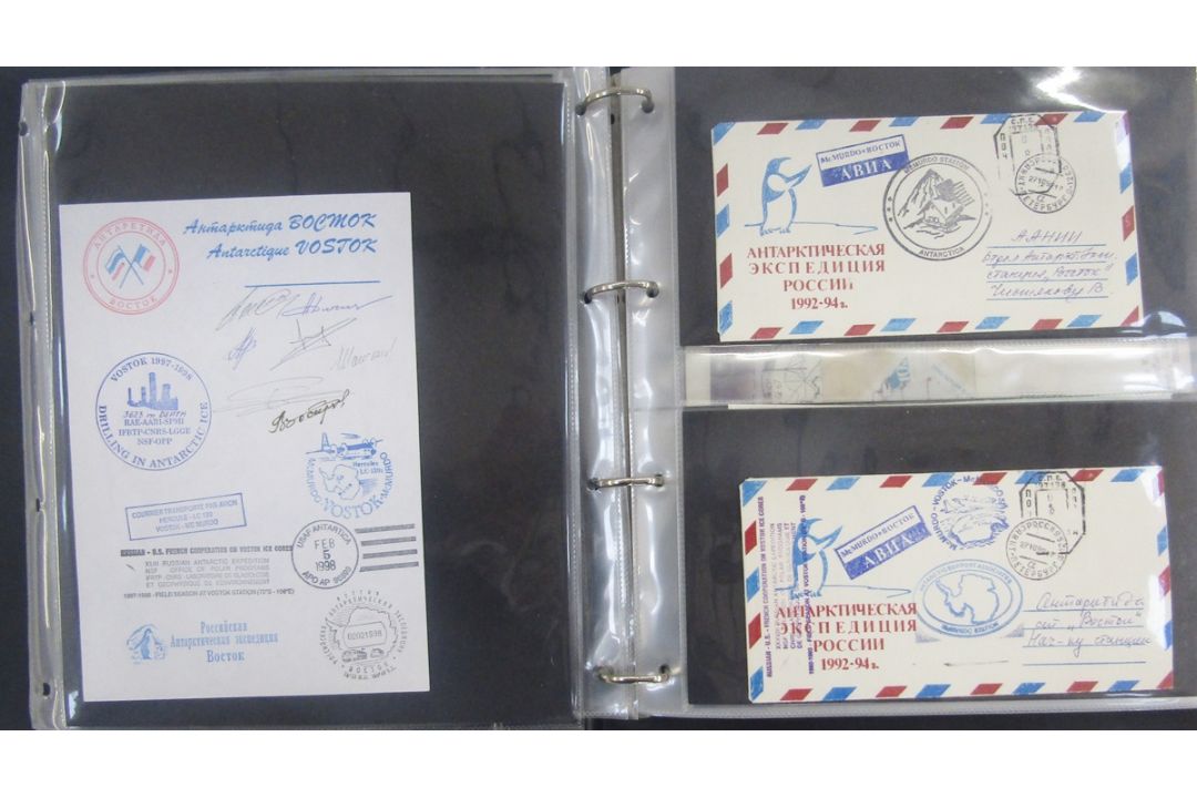 Stamps of Soviet Union & Russia: Three maroon cover albums full of Polar exploration covers and - Image 4 of 21