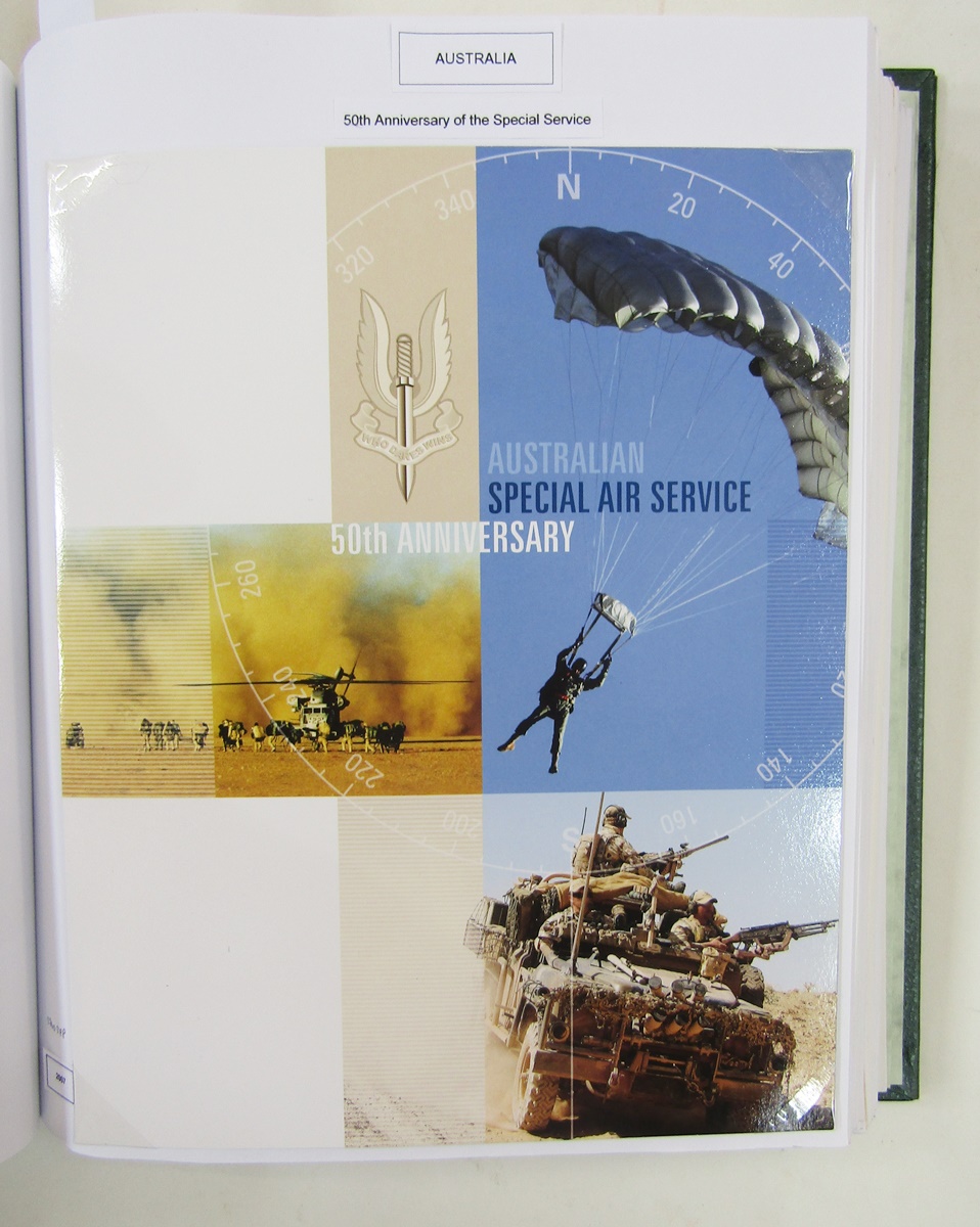 Stamps of Australia: Large box of 9 albums of mint and used issues from 2000-2015, mainly - Image 13 of 20