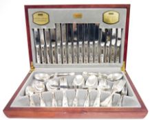Viners of Sheffield 60 piece canteen of cutlery, Kings Royale pattern of the Guild silver plated