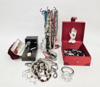 Quantity of assorted costume jewellery to include various chains and necklaces, a fine bone china