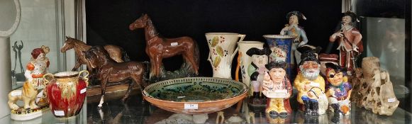 Assorted pottery and porcelain, including: a Carlton Ware 'Rouge Royale' vase, a Beswick pottery