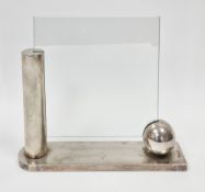 Italian contemporary silver plated and glass photograph or picture frame designed by Richard