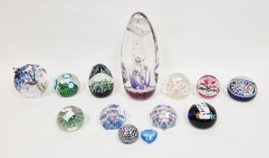 Collection of assorted Scottish paperweights and other 20th century examples, including a Selkirk