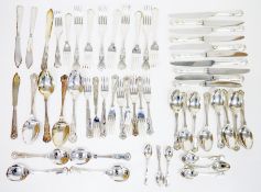 Elkington A1 silver plated flatware, kings pattern, comprising 8 dessert spoons, 4 table spoons, 8