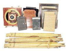 Thornton Pickard late 19th  / early 20th century brass and mahogany half plate bellows camera with
