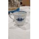 Lowestoft porcelain blue and white coffee can, circa 1765-75, painted with a house in landscape - Image 6 of 13