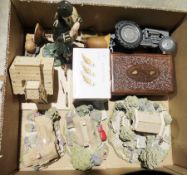 Lilliput Lane 'Penpals', 'The Good Life' and 'Hestercombe Gardens' (lacking boxes, a Royal Doulton