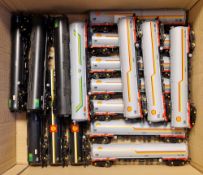 A quantity of Bachmann rolling stock to include Shell and BP tankers 00 gauge (1 box)