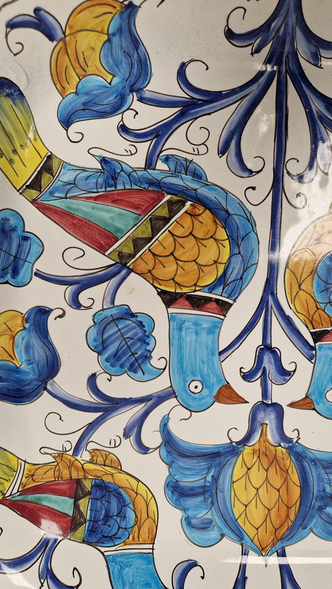 Italian pottery large charger, rounded square and decorated in bright polychrome colours with - Image 5 of 16