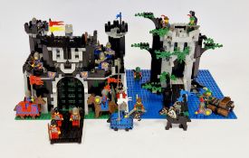 Lego Legoland 1989 unboxed Lego set Forestmen's River Fortress No.6077 with instructions (