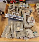 A quantity of Bachmann 00 gauge model railway equipment to include footbridges, buildings,