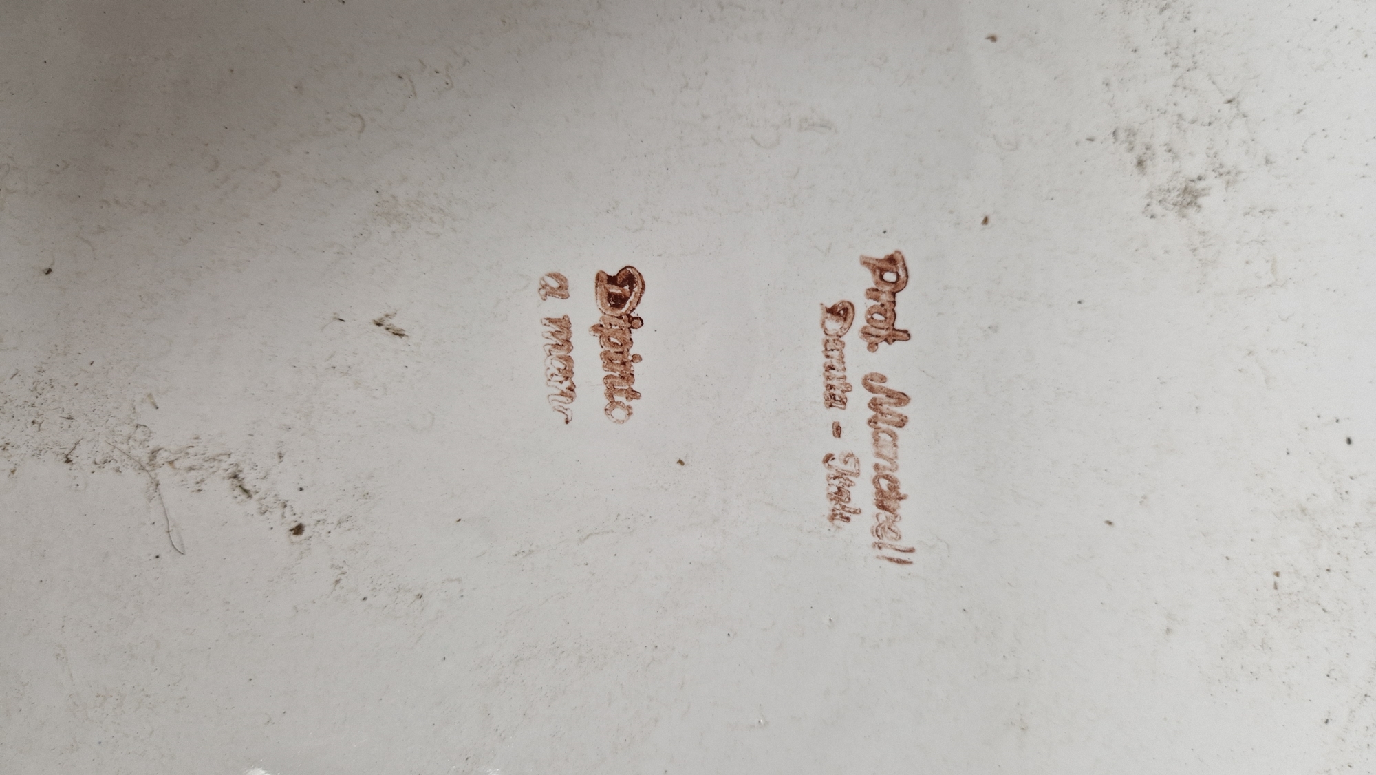 Italian pottery large charger, rounded square and decorated in bright polychrome colours with - Image 14 of 16