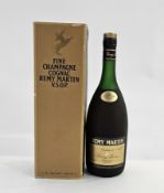 Remy Martin fine champagne VSOP cognac, US export bottling, 1 US quart, 94.6cl housed in original