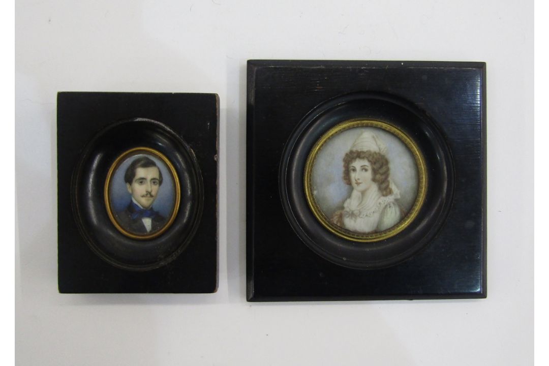 Early 20th century portrait miniature of a gentleman wearing a blue cravat, oval on ivory, 5cm x - Image 1 of 5