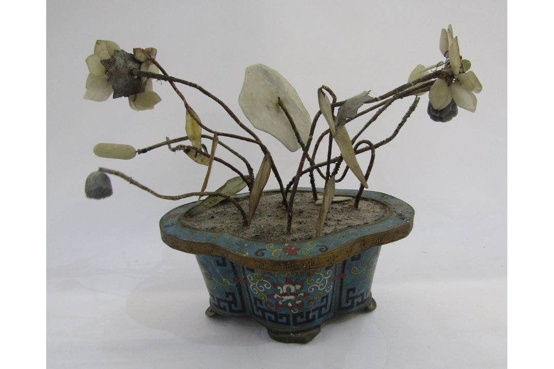 Chinese hardstone and wirework model water lily plant in cloisonne enamel quatrefoil jardiniere with - Image 2 of 2