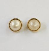Pair 18ct gold blister pearl clip earrings Condition Report Some discolouration to one pearl and