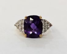 18ct gold, amethyst and diamond dress ring set rectangular cushion-shaped amethyst, finger size N