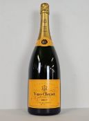 Verve Clicquot Champagne. 1.5l