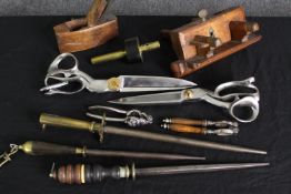 A pair of tailor scissors, and various other items. L.45cm. (largest).