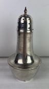 A silver sugar sifter, English hallmarks. H.16.5cm. 138 grams