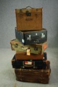 A miscellaneous collection of vintage cases and trunks. H.31 W.71 D.44cm. (largest).