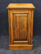 Pot cupboard or bedside cabinet, Victorian walnut. H.79 W.41 D.41cm.
