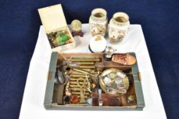 A miscellaneous group of collectable items.
