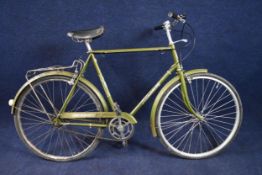 A vintage Triumph Traffic Master gentleman's bike. H.54