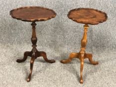 A pair of mid century Georgian style walnut wine tables. H.51 Dia.35cm (largest).