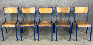 A set of five vintage French Mullca side chairs in metal and laminated beech. H.75 W.44 D.40cm.