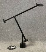 An Artemide 'Tizio' articulated table lamp by R. Sapper. Made in Italy. H.88cm